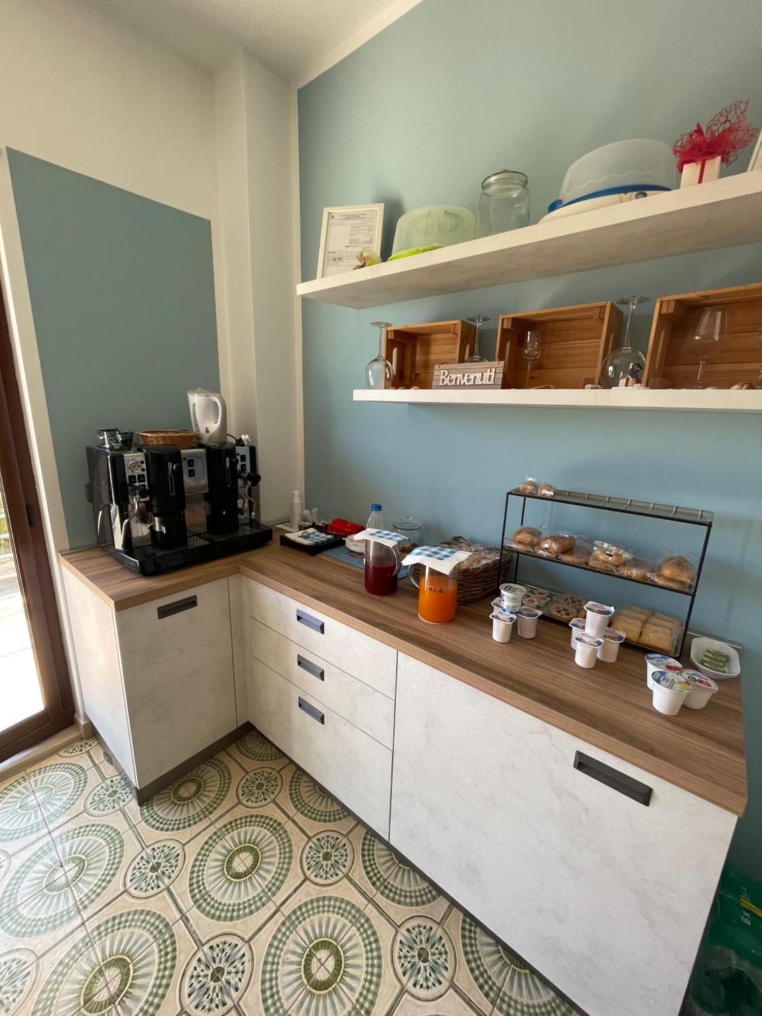 Trentatre Quarantatre Bed & Breakfast Мола ди Бари Екстериор снимка