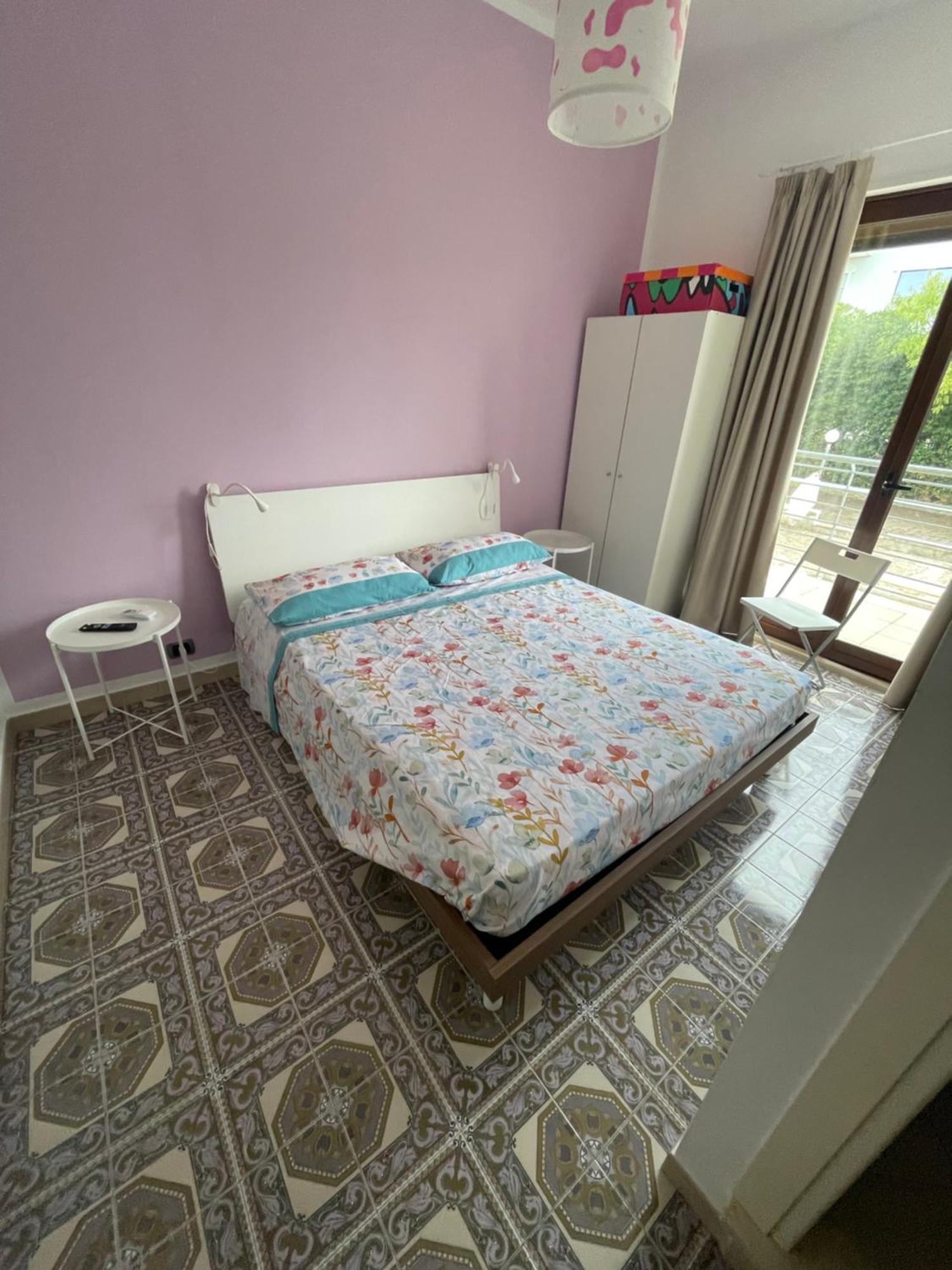 Trentatre Quarantatre Bed & Breakfast Мола ди Бари Екстериор снимка
